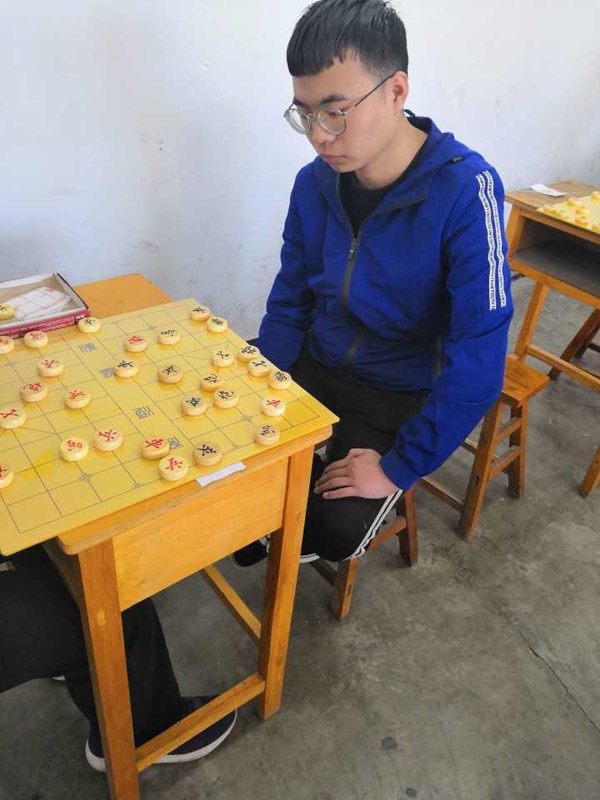 经济学院学子参加驻保高校第三季棋类春季友谊赛喜获佳绩