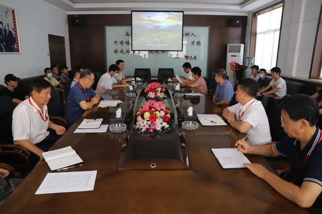 献身国防  青春无悔---我校举行2020年应征入伍新兵座谈会