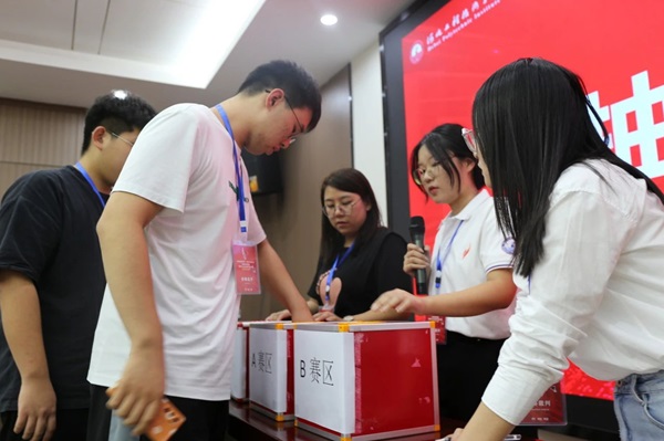 学风建设｜保定理工学院｜管理学院｜先进引领方向，榜样凝聚力量（十一）