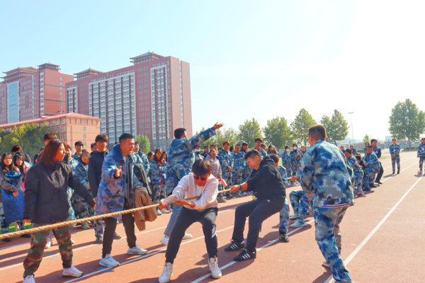 保定理工学院||管理学院||力拔山河，“绳”采飞扬——管理学院举行2023年秋季拔河比赛