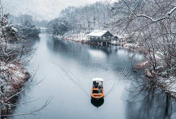 保定理工学院||管理学院||冬雪苍茫，防寒保暖要注意！