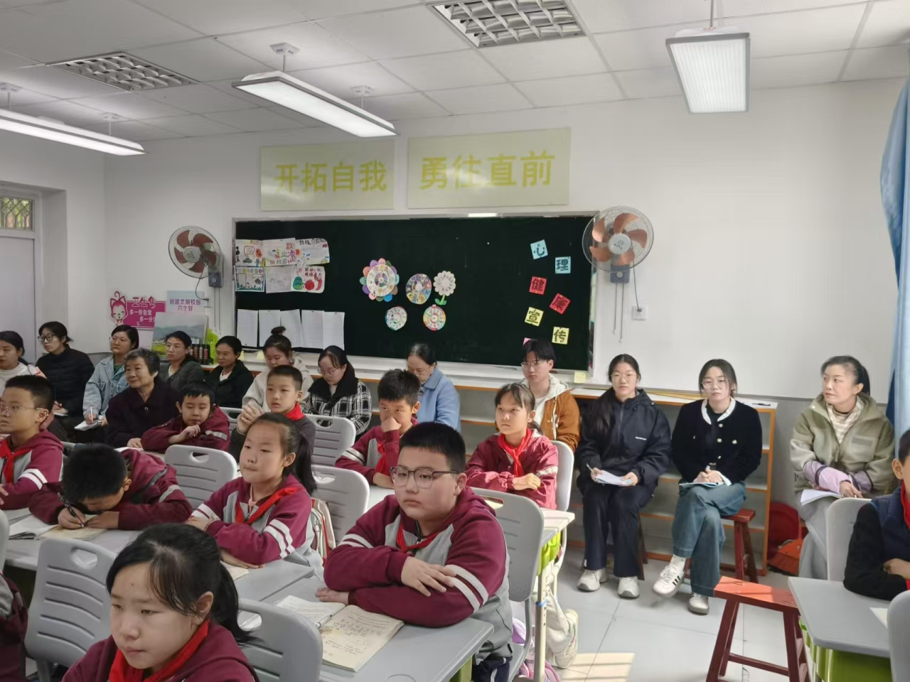 保定理工学院‖教育学院‖扬帆破浪启新航，踔厉奋发正当时，在实践中书写华章——优秀实习生（三）