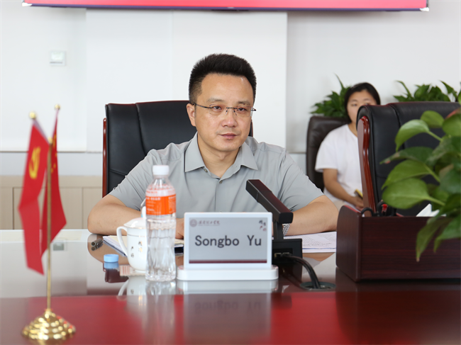 塞浦路斯那波勒斯大学校长一行再度访问保定理工学院
