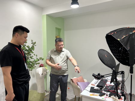 保定理工学院艺术学院 积极访企拓岗为学生开拓就业渠道