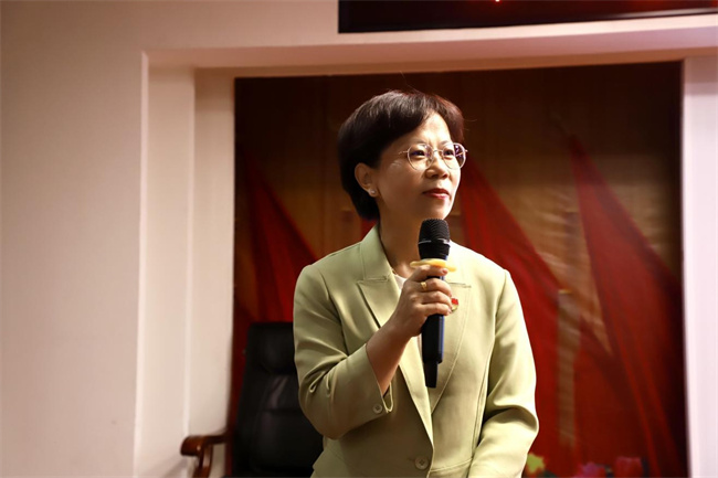保定理工学院开展深入贯彻 中央八项规定精神学习教育专题辅导