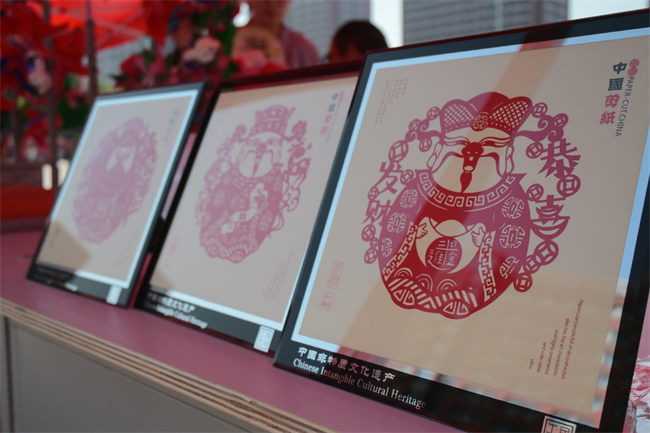 传承非遗文脉 厚植文化自信 ——保定理工学院开展“非遗进校园”活动
