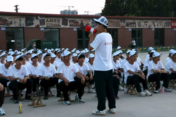 保定理工学院康复医学院新生军训风采展示（一）