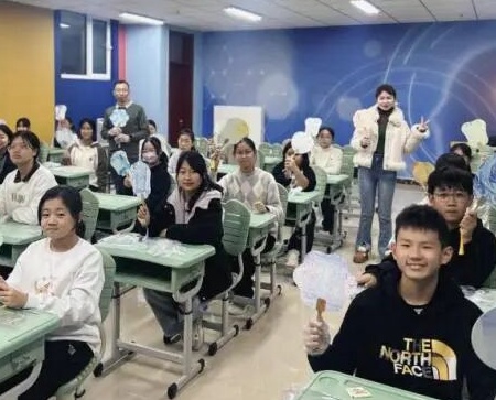 保定理工学院美育教育中心本周活动集锦：非遗传承与校园美育共焕彩