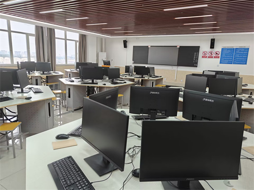 外国语学院实验室介绍