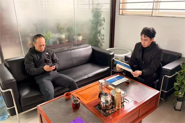 访企拓岗，共谋发展新篇