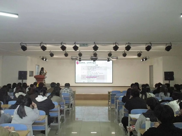 国奖学子分享进阶之路 干货满满指引成长方向