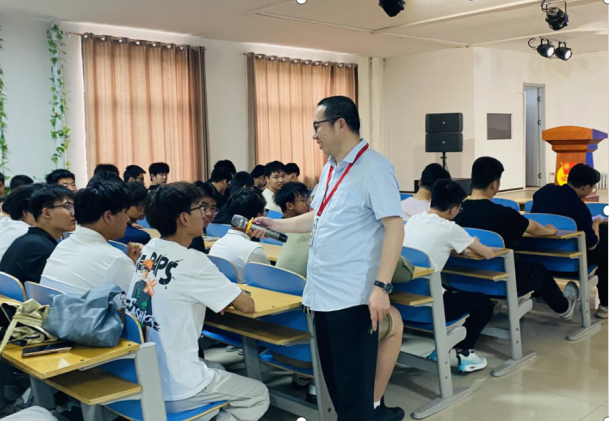 保定理工学院举办“理工大讲堂”系列专题讲座第十六期