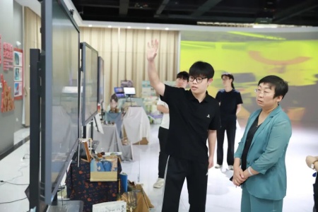 产教融合促发展 数智创新启新篇— —保定市国贸集团一行到访保定理工学院艺术学院开展合作交流