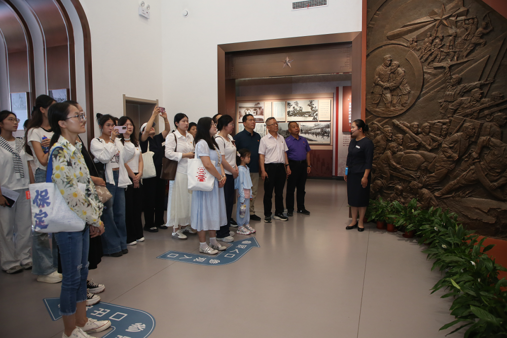 校地协同激活红色资源 行走思政赓续狼牙风骨——保定理工学院赴狼牙山五勇士陈列馆开展“行走的思政课”实践研学活动