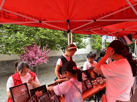 古韵今辉·境艺生辉——环境设计赋能，艺术学院五一市集共绘直隶总督署文化长卷