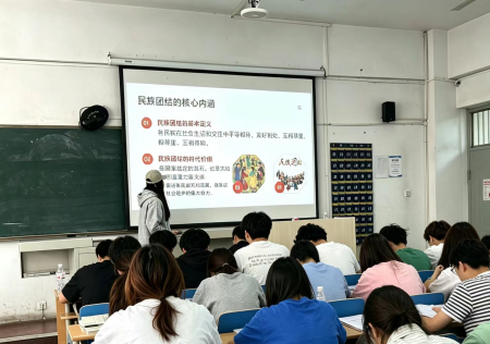 铸牢团结意识，呵护青春心灵——艺术学院开展六月主题团日系列活动