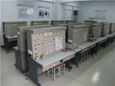 电工电子实验室